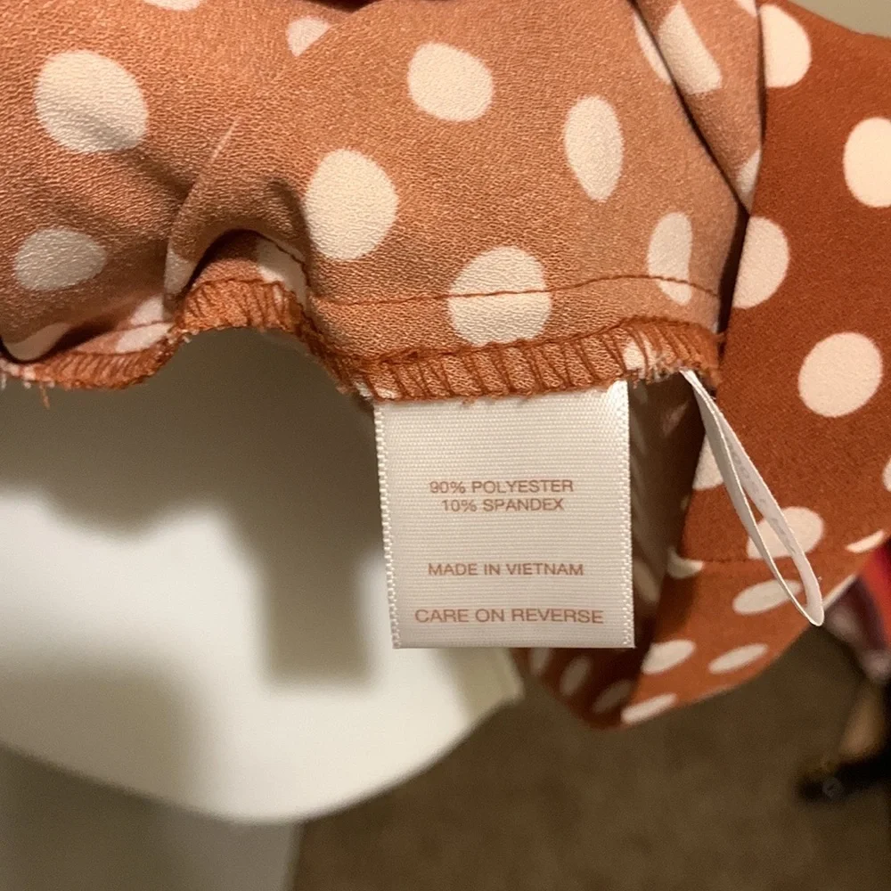 Eva Mendes NY&Co 2 Piece Outfit - Picture 9 of 10